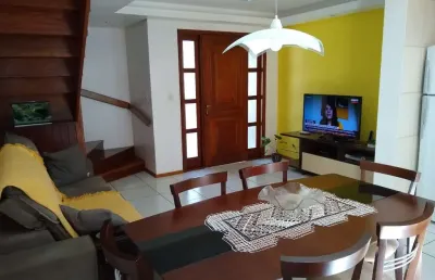 Lindo sobrado a venda com 2 dormitórios e 62 m² de área privativa.