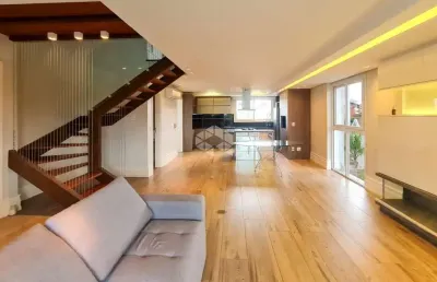 Apartamento duplex com 3 suítes e 3 vafas no exposição.