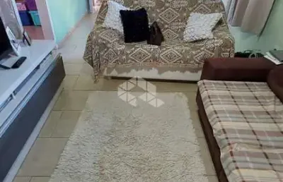Casa com 3 dormitórios no bairro charqueadas em caxias do sul