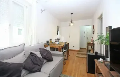 Cobertura na carlos von koseritz, 2 dormitórios, 1 vaga garagem