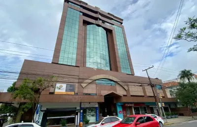 Sala comercial de 38 m² com 2 vagas de garagem no bairro menino deus
