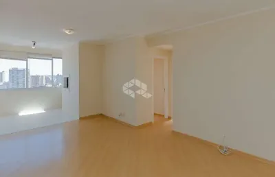 Apartamento de 02 dormitórios e 02 vagas com 67m² no bairro floresta.