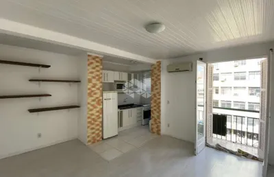 Apartamento com 43,33 m² de 1 dormitório no bairro floresta.