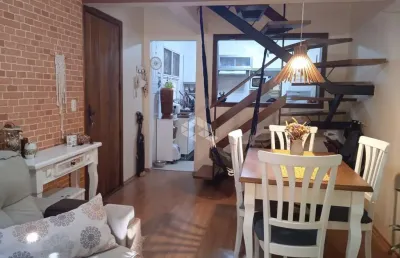 Casa com 3 quartos à venda na Rua General Gomes Carneiro, 80, Medianeira, Porto Alegre