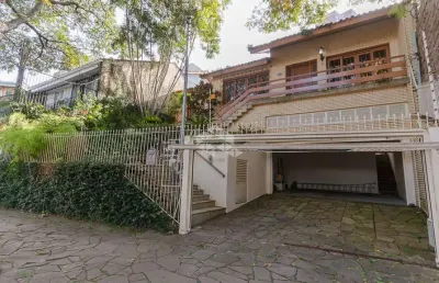 Casa à venda com 5 dormitórios/quartos, 4 vagas/box no bairro boa vista em porto alegre/rs