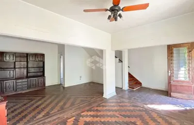 Casa com 4 quartos à venda na Rua Carazinho, 64, Petrópolis, Porto Alegre