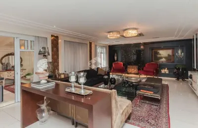 Casa em condomínio á venda, com 4 quartos/dormitórios com 4 suítes em porto alegre