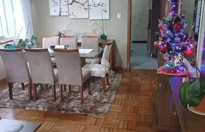 Casa de 3 quartos 1 suíte 2 banheiros, 4 vagas, terreno amplo, canoas