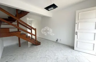 Casa em condomínio fechado com 2 quartos à venda na Avenida José Aloísio Filho, 889, Humaitá, Porto Alegre