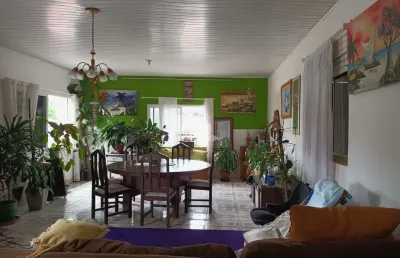 Casa com 2 quartos à venda na Rua Doutor Alberto Barbosa, 150, Vila Ipiranga, Porto Alegre