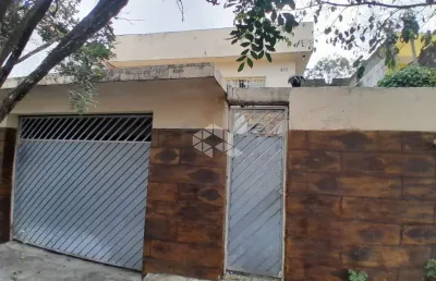 Casa com 2 quartos à venda na Rua Arraial de São Bartolomeu, 352, Vila Carmosina, São Paulo