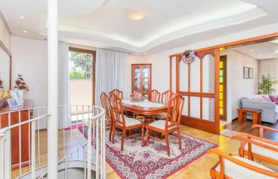 Casa com 4 quartos e 2 banheiros à venda, 296 m² ,10 vagas para carro, bairro jd. sabará em porto alegre.