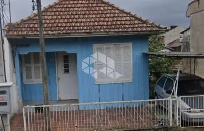 Terreno contendo 3 casas pequenas, bairro cristo redentor em porto alegre.