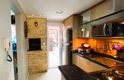 Casa em condominio com 02 dormitórios - bairro vila nova