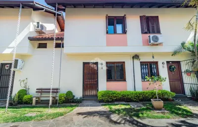 Casa em condominio com 02 dormitórios e 02 vagas de garagem
