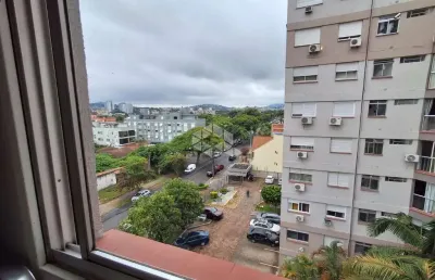 Apartamento com 2 quartos à venda na Rua Chico Pedro, 161, Camaquã, Porto Alegre