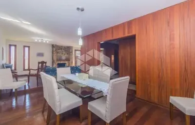 Casa com 3 quartos à venda na Rua Arnaldo Bernardi, 120, Ipanema, Porto Alegre