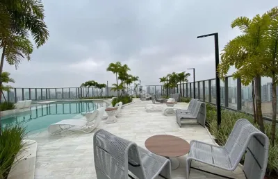 Apartamento novo no itaim bibi com 02 suítes e 01 vaga de garagem.