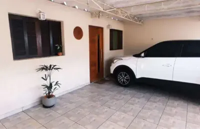 Casa com 3 quartos à venda na Avenida Pietro Nardini, Grajaú, São Paulo