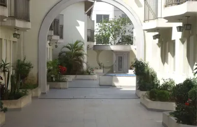 Condomínio com 2 quartos à venda em jardim cristal - sp