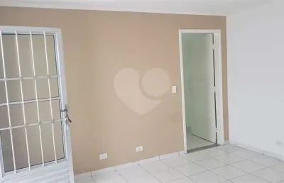 Casa térrea com 1 quartos à venda em interlagos - sp