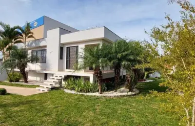 Casa com 4 quartos para alugar na Avenida Senador Salgado Filho, 5115, Uberaba, Curitiba