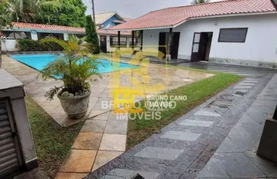 Casa  em 2 lotes a 100 m do mar - florida - peruíbe/sp