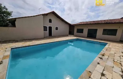 Casa térrea em 2 lotes com piscina á 100m do mar - sao jose - peruíbe/sp