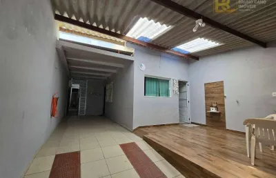 Casa com 2 quartos para alugar na Av. São João, 961, Centro, Peruíbe
