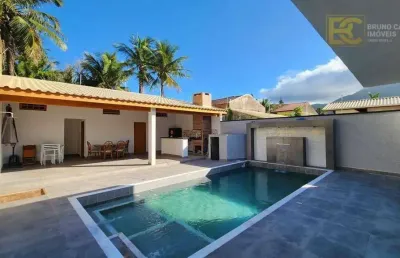 Sobrado moderno com piscina a 100 metros do mar no bairro centro na cidade de peruíbe - sp