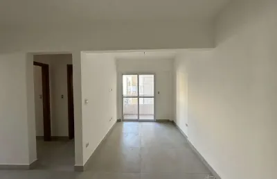 Belíssimo apartamento a 200m do m ar e lazer completo