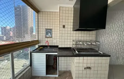 Belíssimo apartamento, à 250m do mar e lazer completo
