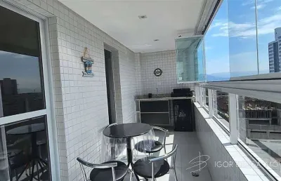 Belíssimo apartamento, à 300m do mar e lazer completo
