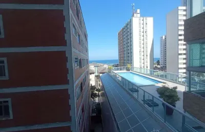 Belíssimo apartamento, à 150m do mar e lazer completo