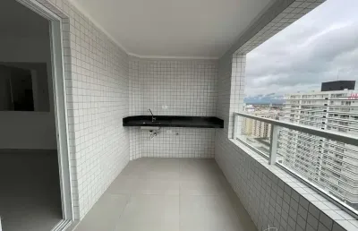Belíssimo apartamento, lazer completo a 400 metros do mar