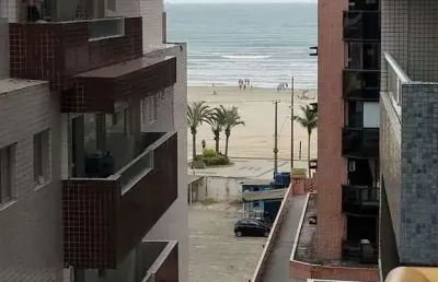 Apartamento com 2 quartos à venda em Guilhermina, Praia Grande 
