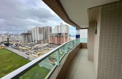 Belíssimo apartamento, à 200m do mar e lazer completo