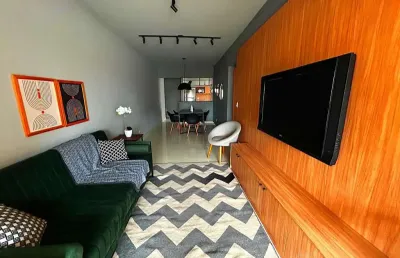 Belíssimo apartamento, 150m do mar e lazer completo