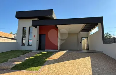 Condomínio com 3 quartos à venda em loteamento santa marta - sp