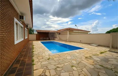 Casa com 4 quartos para alugar na Avenida Costábile Romano, Ribeirânia, Ribeirão Preto