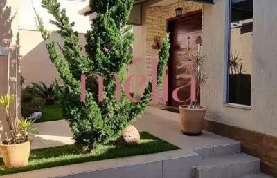 Casa com 5 quartos à venda no Colinas de Santa Bárbara, Pouso Alegre 