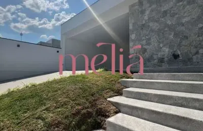 Casa alto padrão em residencial astúrias, pouso alegre/mg