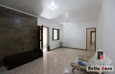 Casa térrea na mooca, 200 m² com espaço gourmet e próxima da futura estação oratório do metrô.