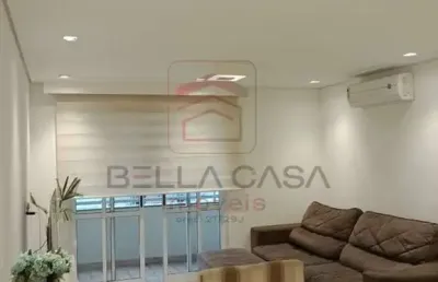 Apartamento com 3 dormitórios, 1 suíte, sala, cozinha e 2 vagas