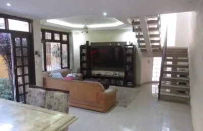 Casa com 3 quartos para alugar na Rua do Oratório, 3531, Mooca, São Paulo