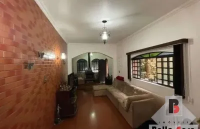 Sobrado na mooca a venda com quintal, espaço verde com área frutifera.