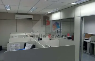 Galpão  mooca  380m2   área    construída   escritórios   4  banheiros    copacoz