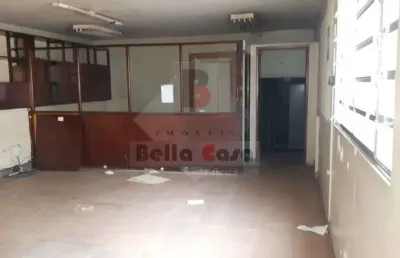 Ótimo imóvel, próprio para indústria, comercio deposito, entrada para carretas, conteiner etc.