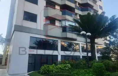Apartamento no tatuapé, 179m2, 04 quartos  sendo 02 suítes e 04 vagas