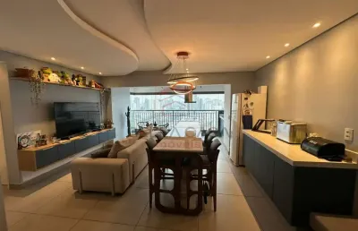 Apartamento de 81m², reformado e pronto para morar!